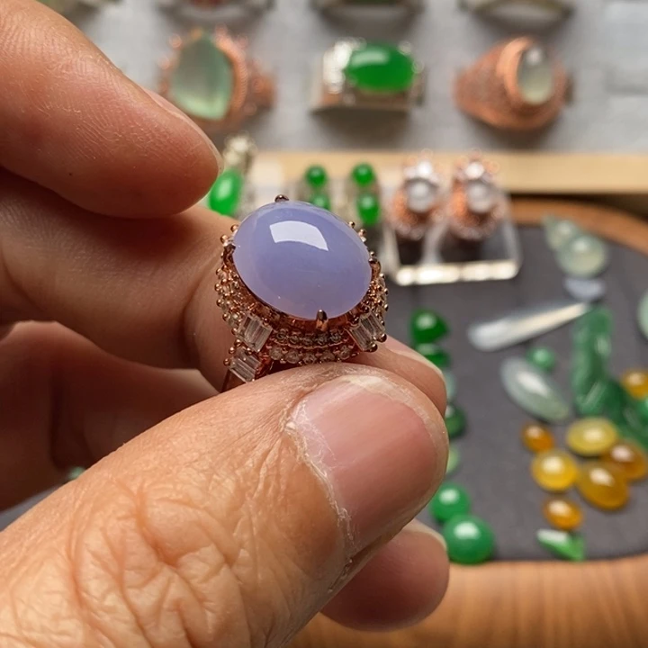 翡翠裸石糯化底红椿紫罗兰戒面14*11.4*4.7