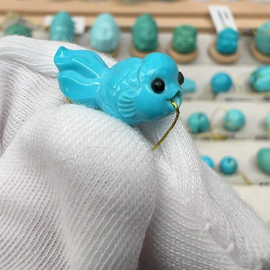 绿松石配饰未镶嵌