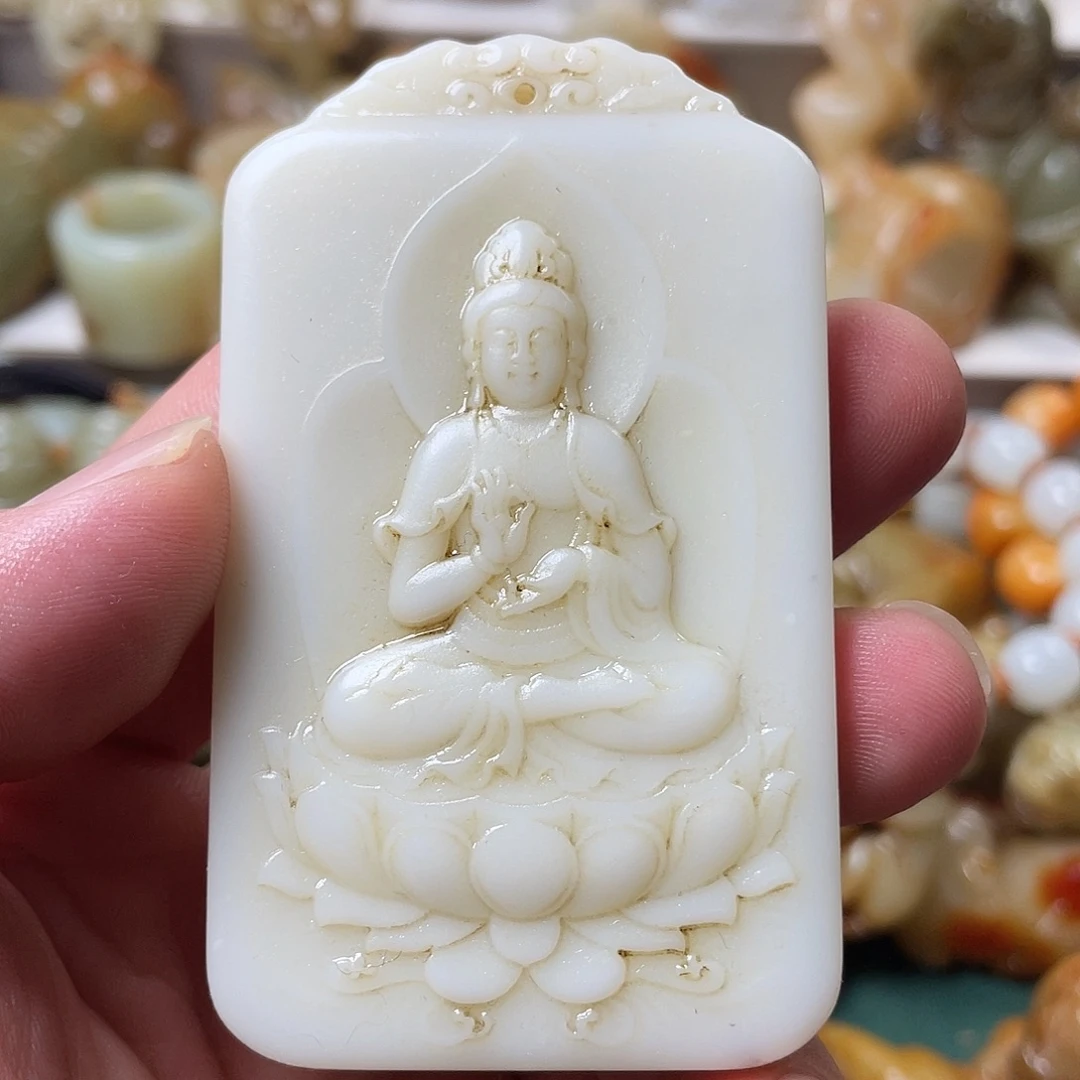 封***寂颈饰未镶嵌和田玉