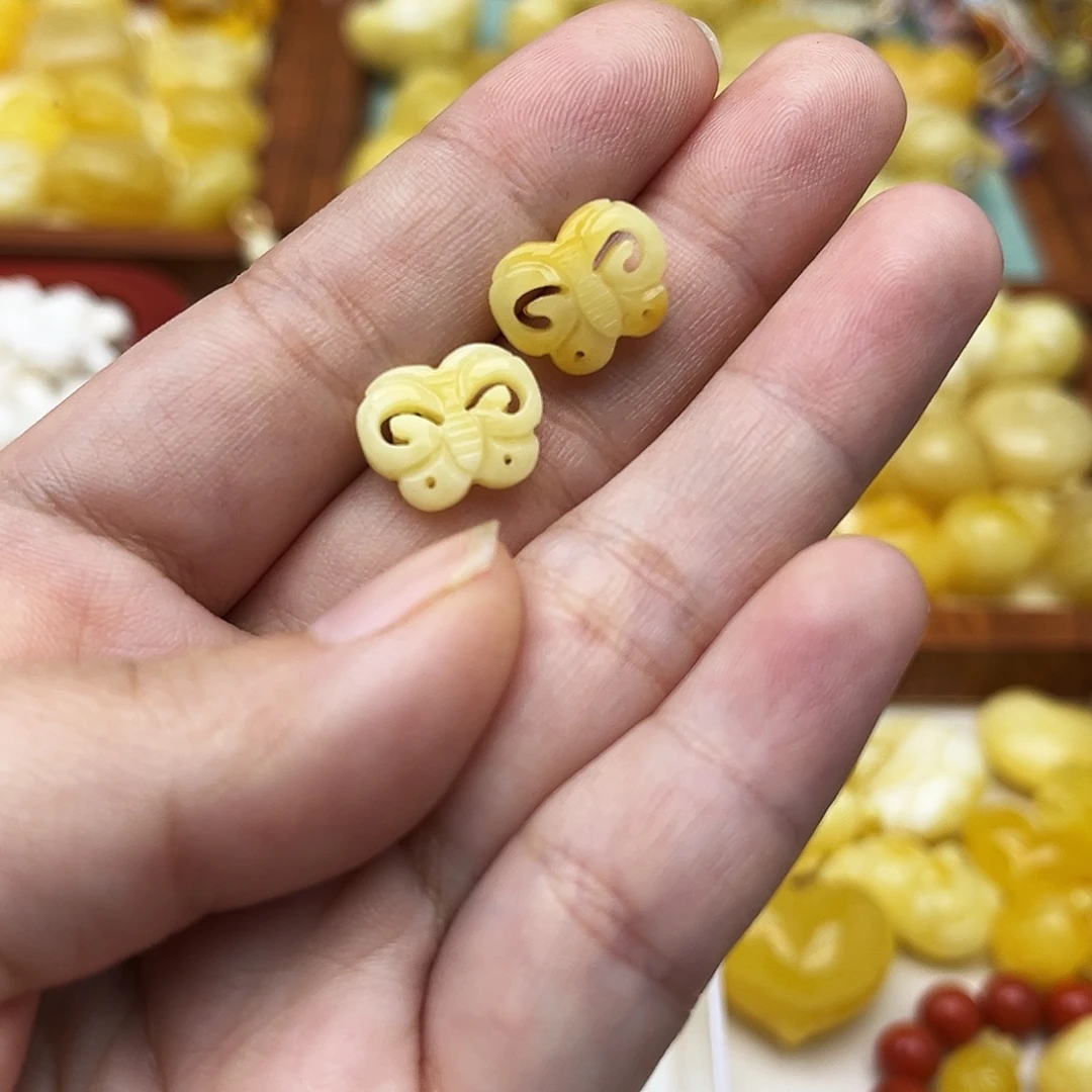 蜜蜡未镶嵌裸石天然