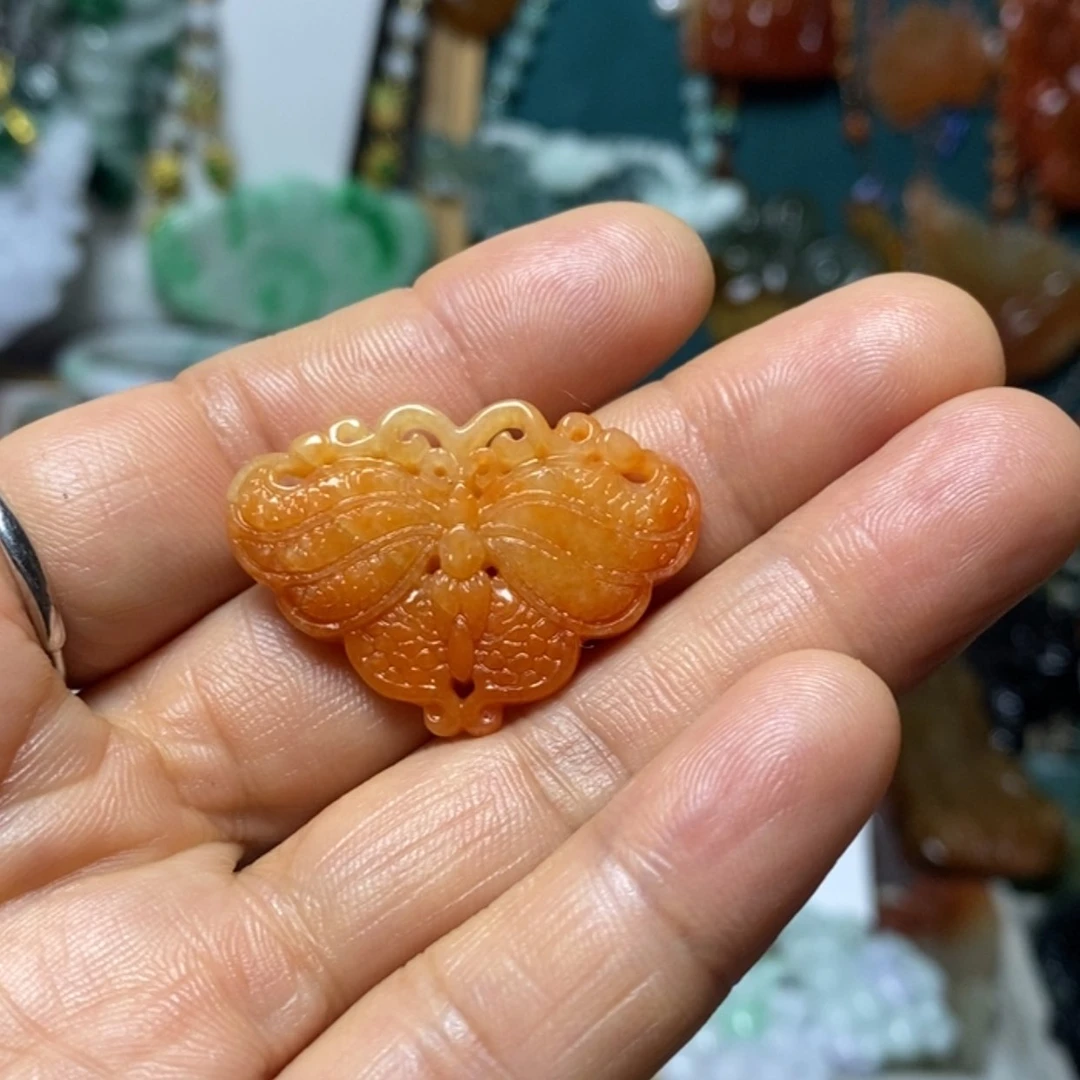 【闪购商品】翡翠吊坠(赠链)未镶嵌