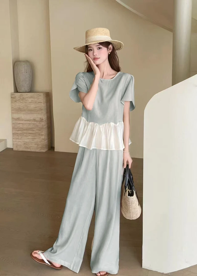 房 2025年夏季新款网红爆款休闲套装荷叶边拼接上衣阔腿裤两件套