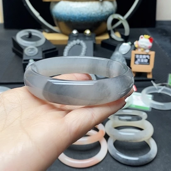 石英质玉（金丝玉）未镶嵌手镯