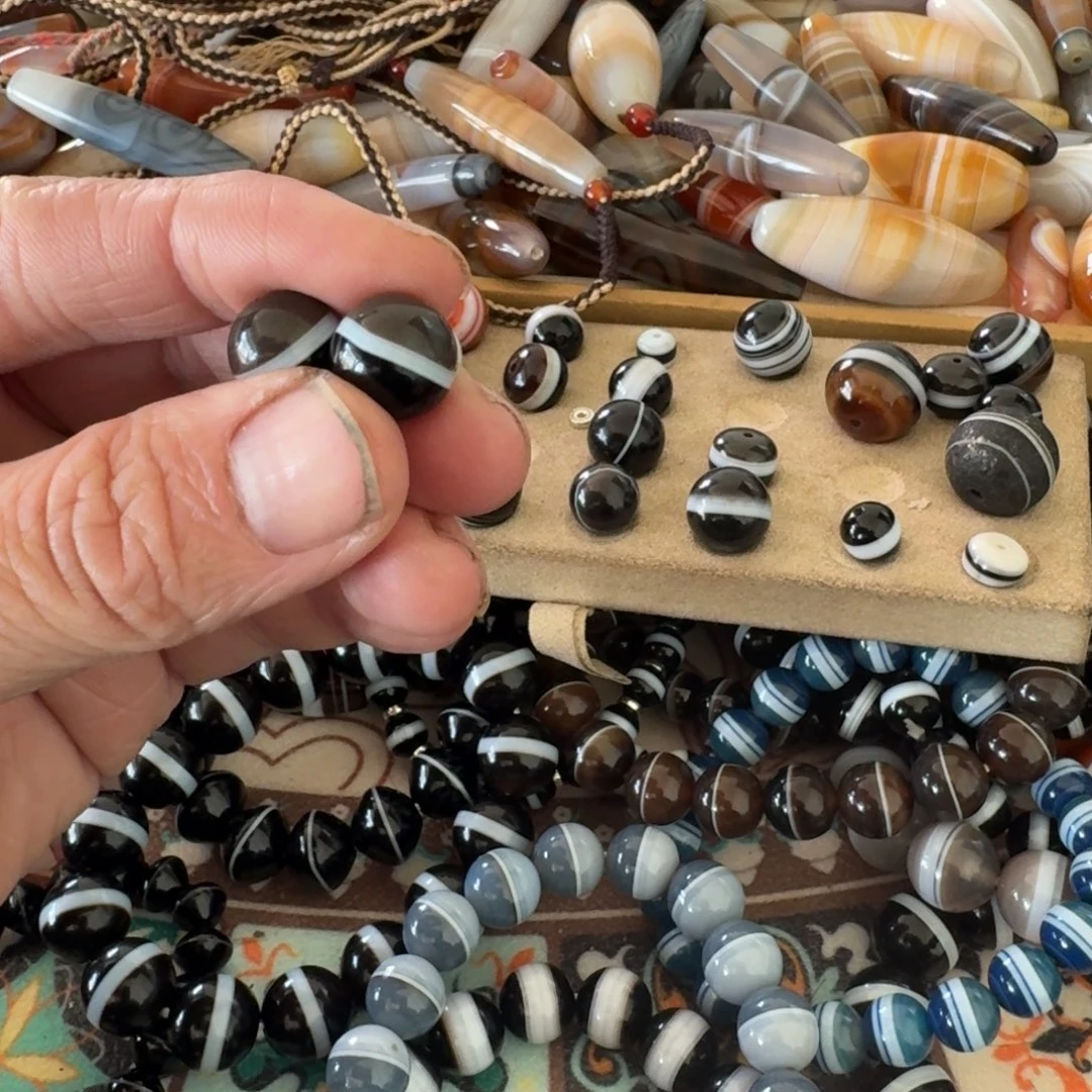 送****玛瑙/玉髓合金手链