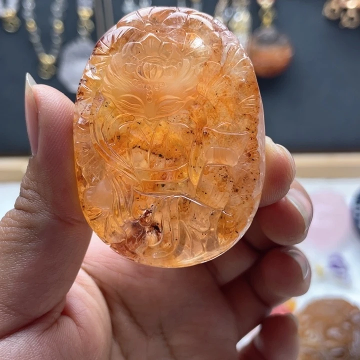 未镶嵌颈饰水晶