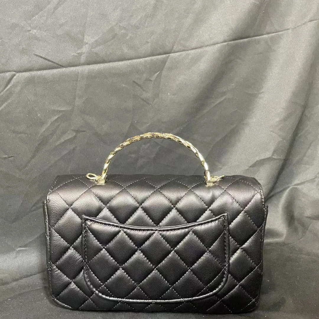LQ-WITH-QUEEN真皮女包金卷手提包黑色 10899