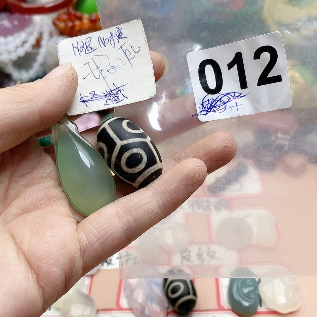 合金颈饰玛瑙/玉髓幸***星
