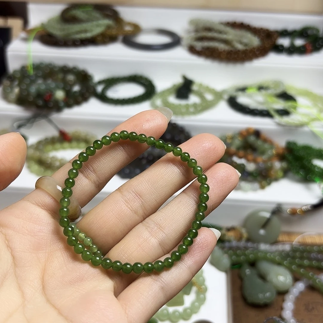 和田玉颈饰未镶嵌小****友卡4碧玉单圈