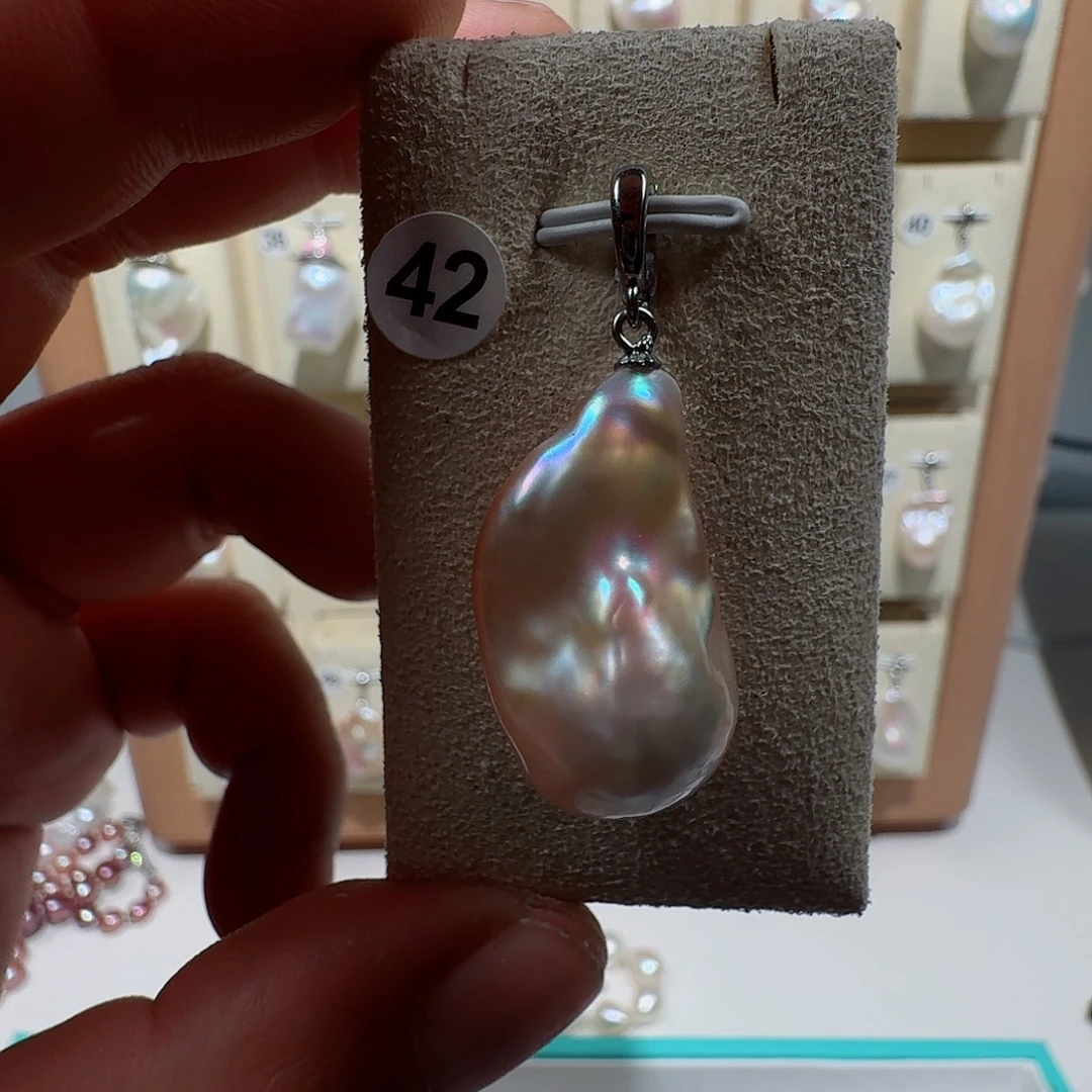 淡水珍珠合金颈饰