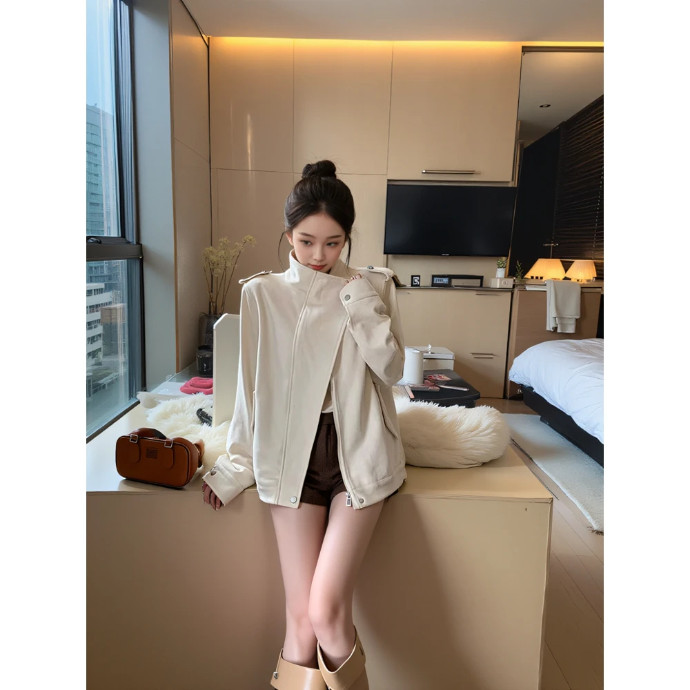 白巧恋人麂皮外套女秋米白色设计感机车风宽松夹克