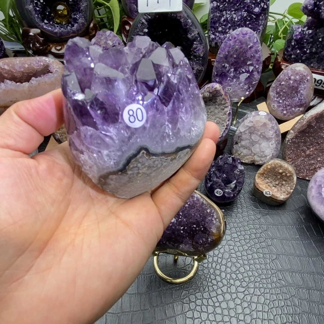 紫晶未镶嵌大型摆件（非配饰）