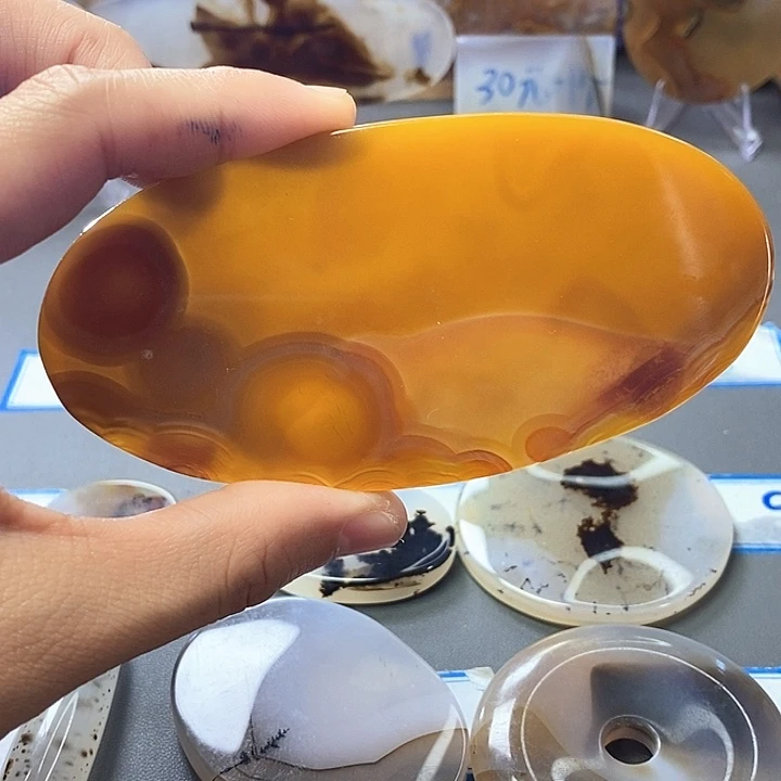 玛瑙/玉髓未镶嵌珠宝半成品