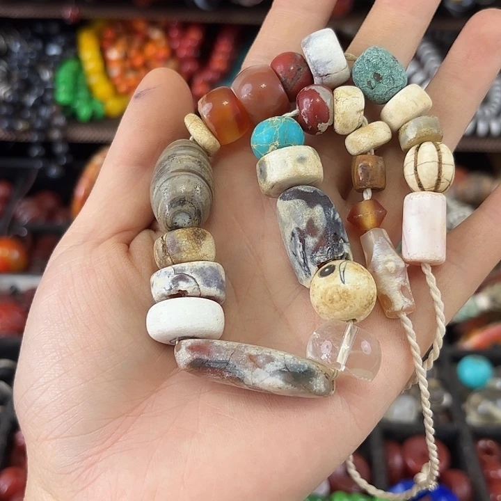 玛瑙/玉髓未镶嵌珠宝半成品陈*雨