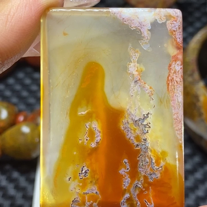 玛瑙/玉髓颈饰未镶嵌