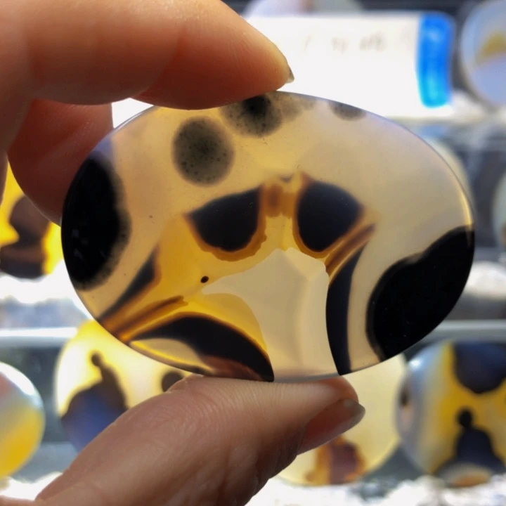 合金玛瑙/玉髓珠宝奇石153