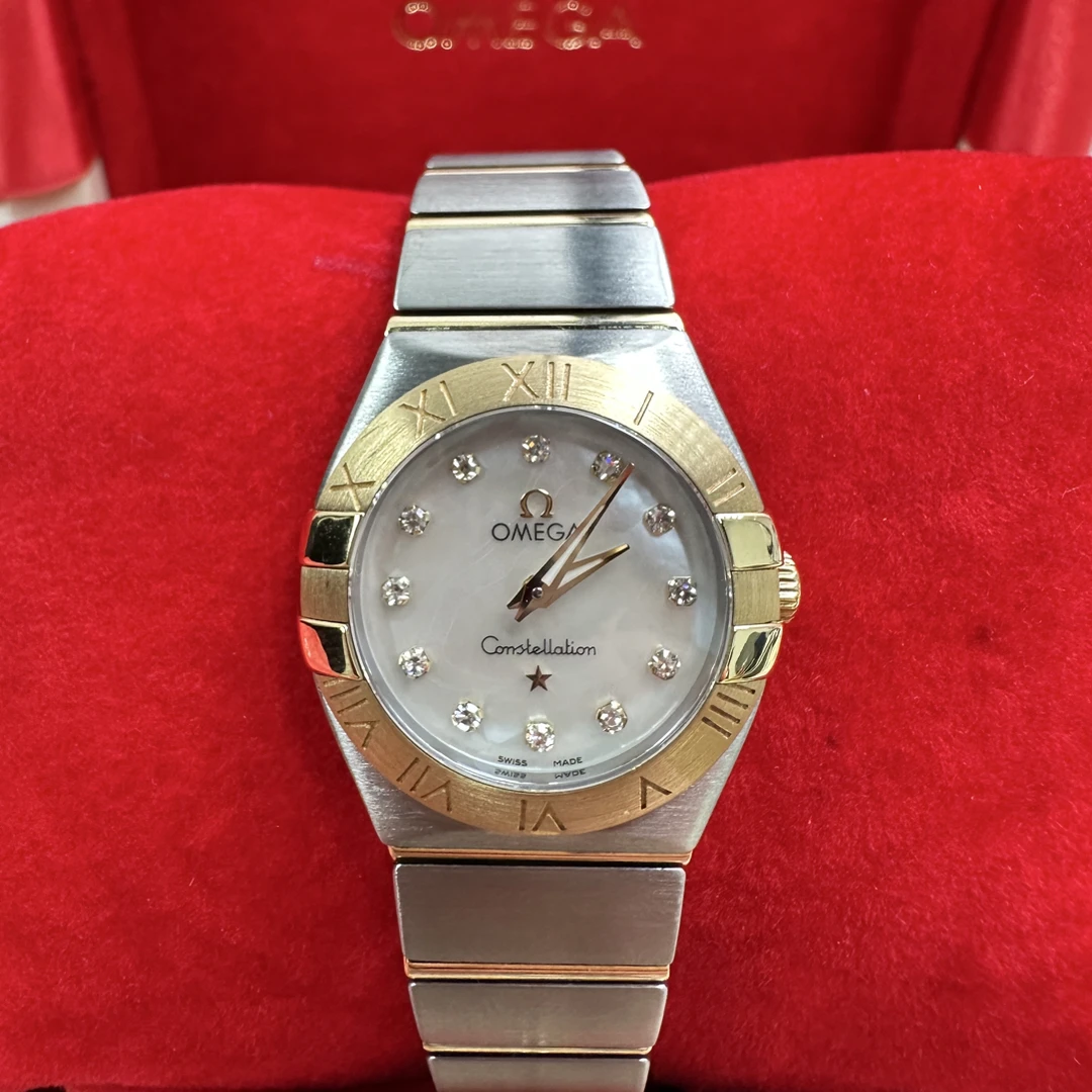 99新 Omega/欧米茄 /石英/18K玫瑰金/贝母钻刻/表径27mm