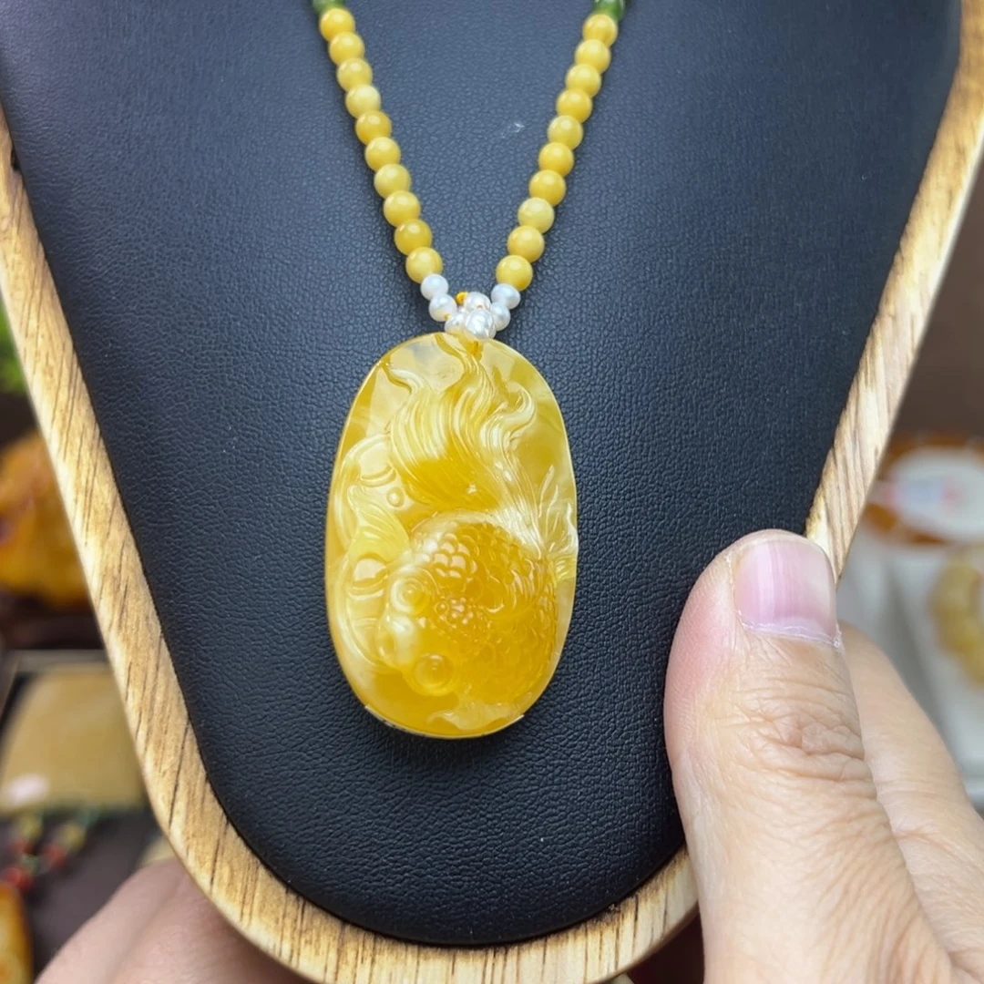 蜜蜡吊坠(赠链)未镶嵌