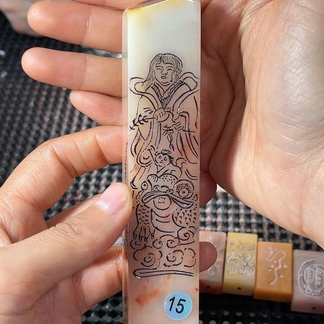 寿山石印石你也快回来吃饭哦