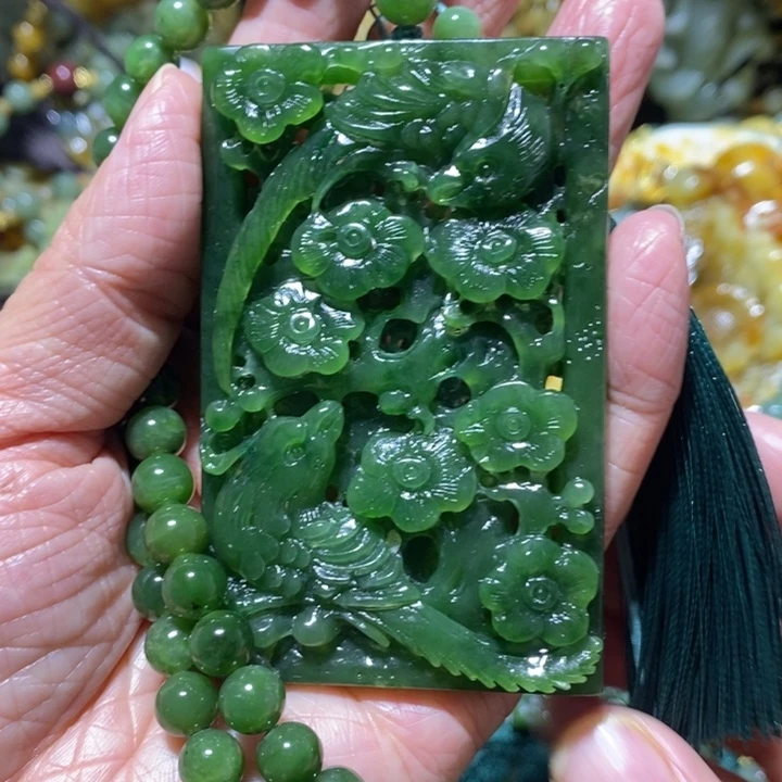 和田玉（碧玉）颈饰未镶嵌