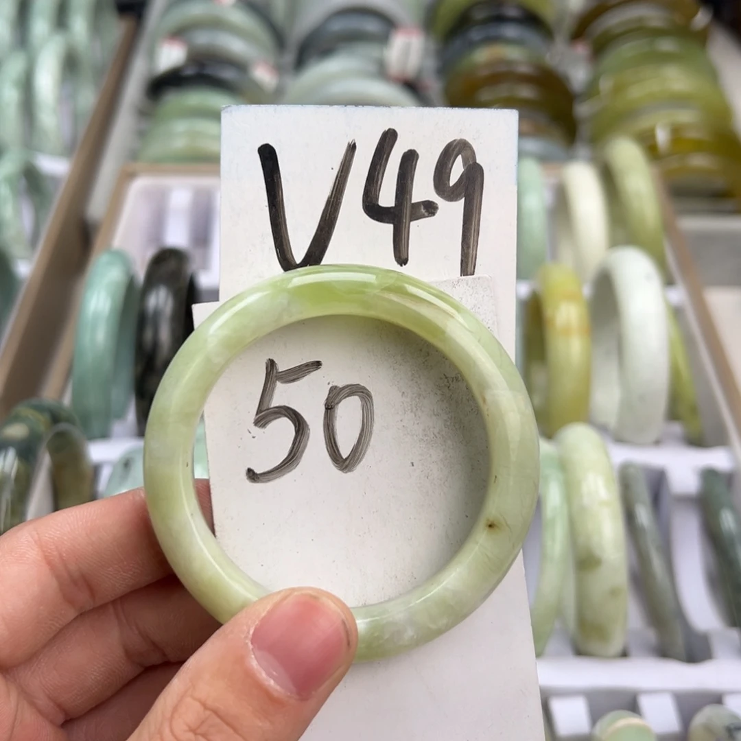 岫玉手镯未镶嵌天然岫玉微瑕