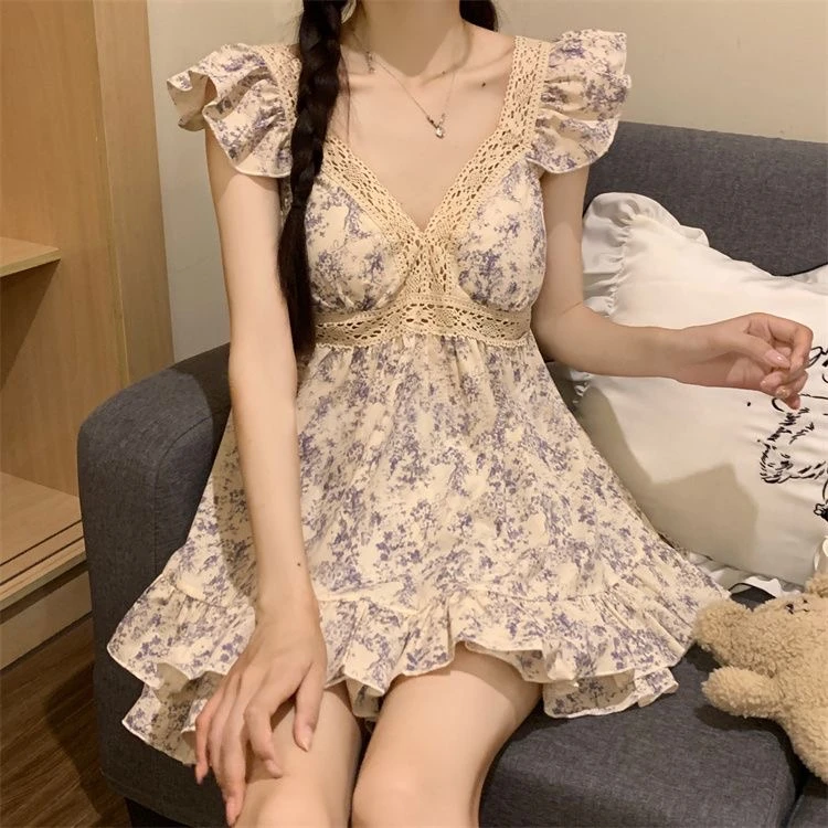 蕾丝吊带睡衣女款带胸垫甜美公主风短裤套装夏季V领睡裙家居服女