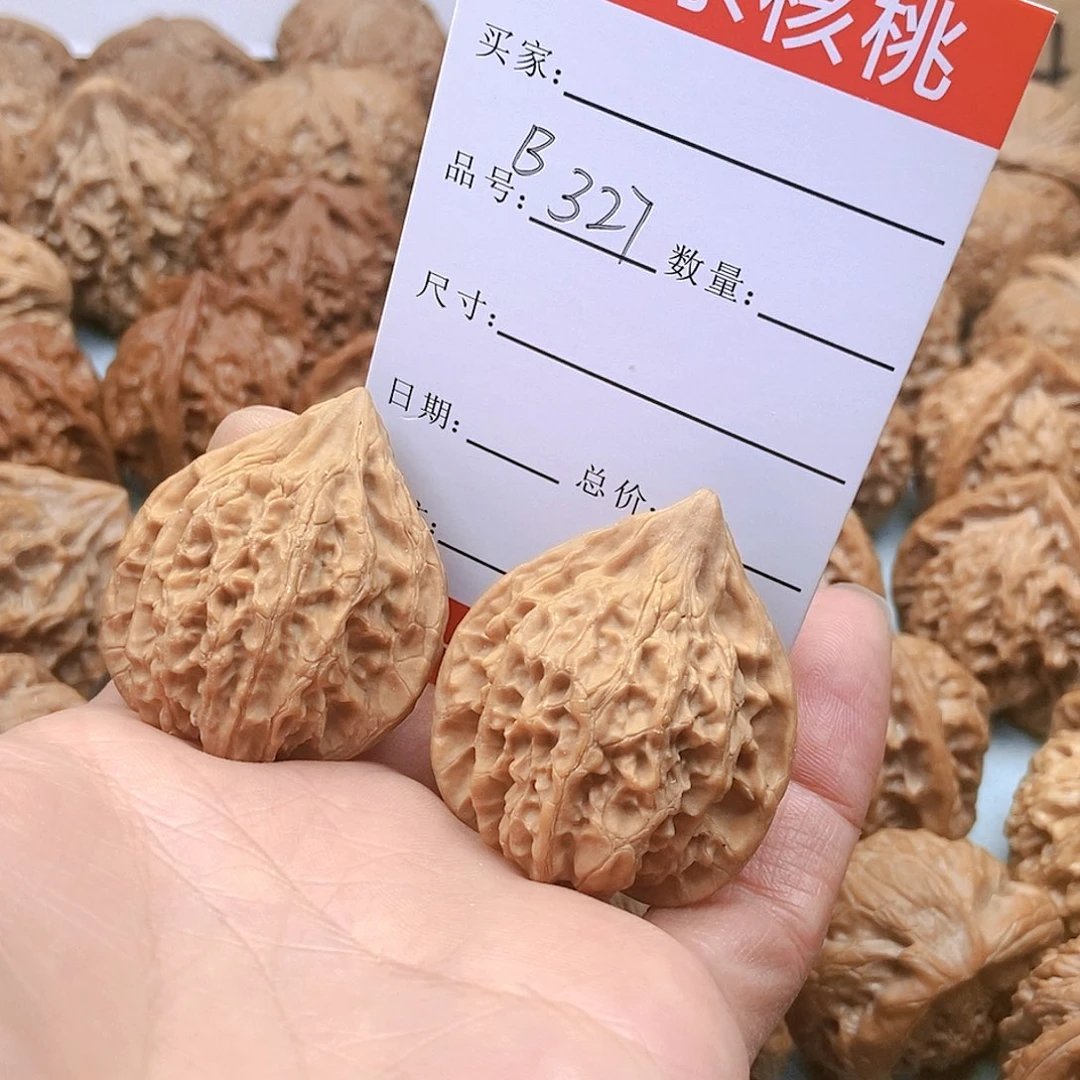 文玩核桃吊坠美*人327号邯郸鸡心36尺