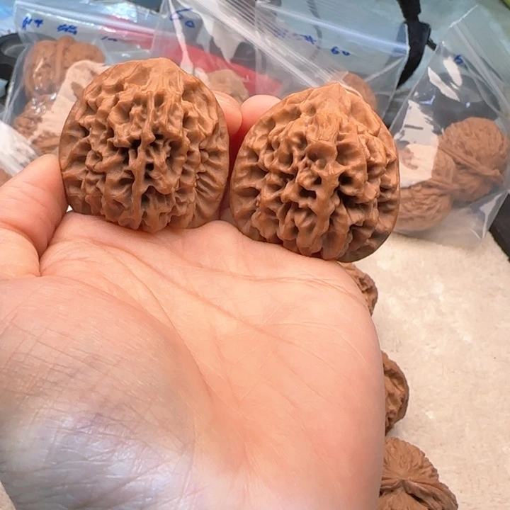 M***A文玩核桃把件秦闷38