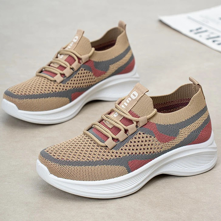 2025夏季运动休闲女鞋飞织网面透气舒服轻盈软底跑步