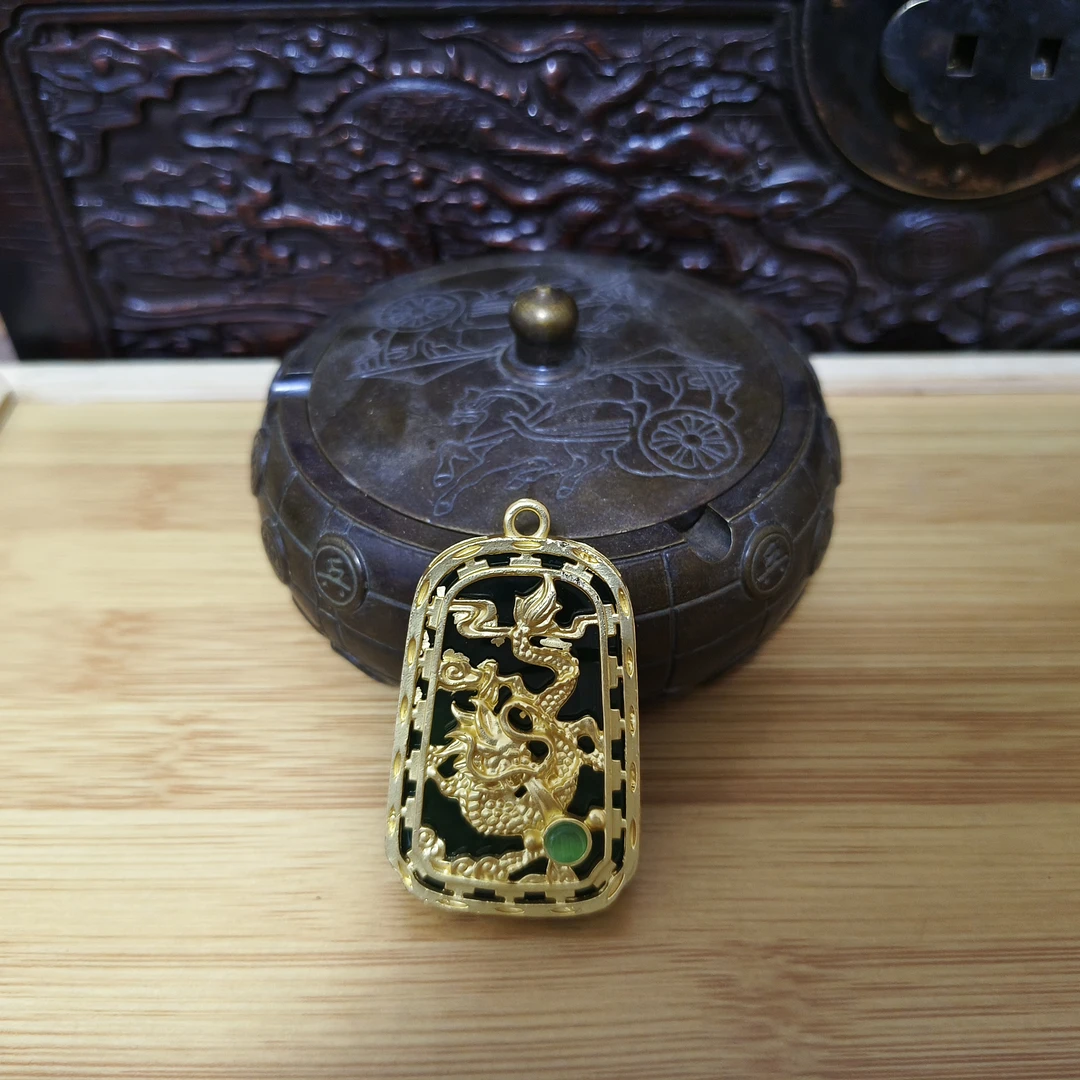 家居饰品现代工艺品DZ02精美摆件当代复古摆件精雕龙纹镶嵌吊坠