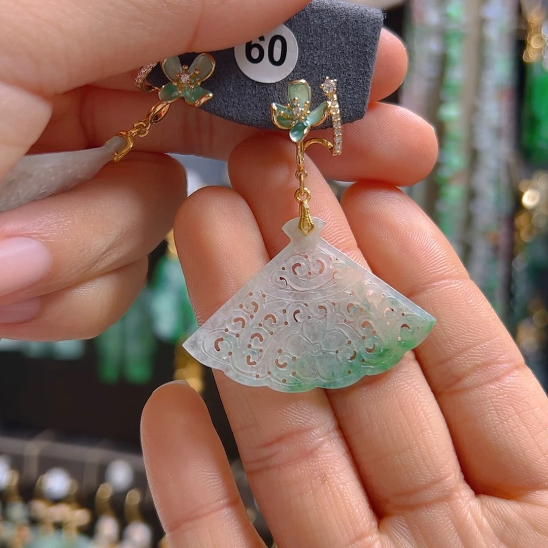 未镶嵌翡翠耳饰果****0