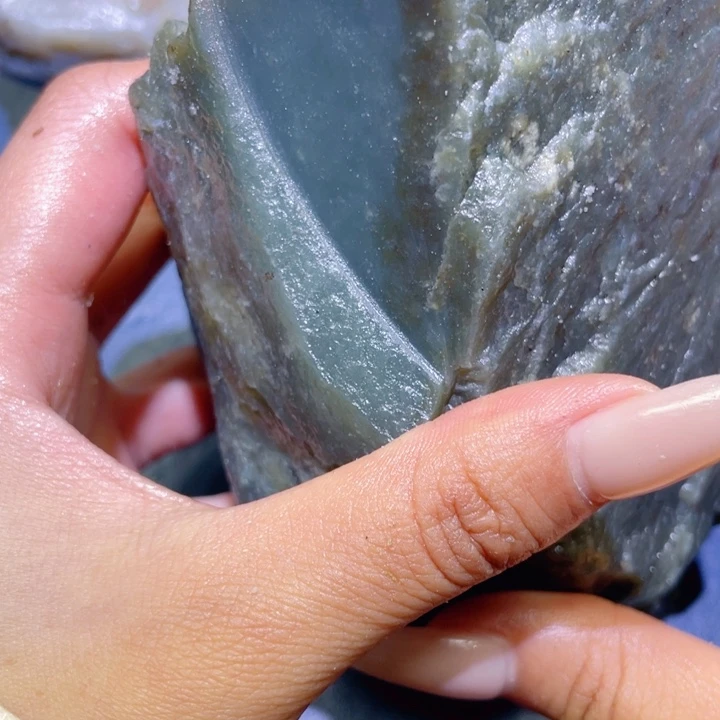 和田玉未镶嵌珠宝半成品