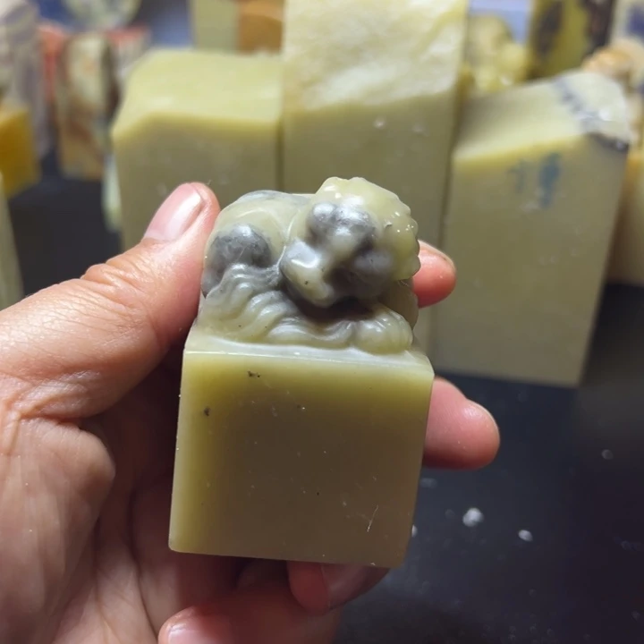 青田石彩**岐青田封门冻