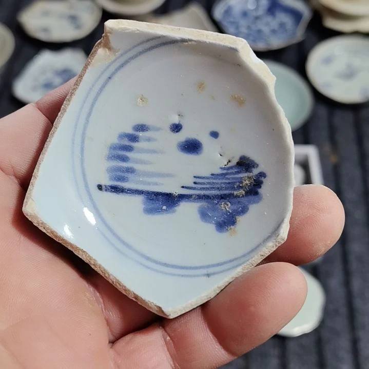 瓷片青花瓷片段位高中