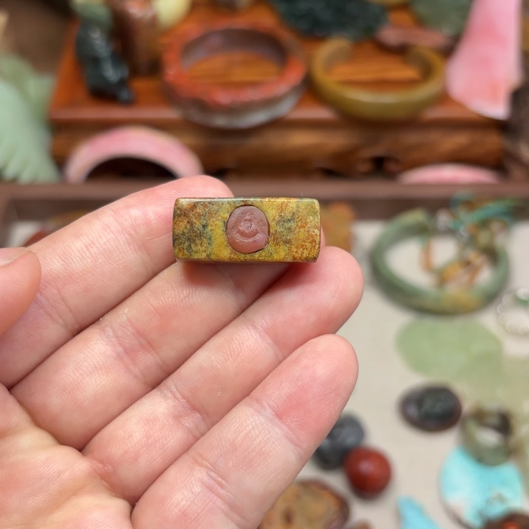 岫岩河磨玉（透闪石质玉）未镶嵌颈饰