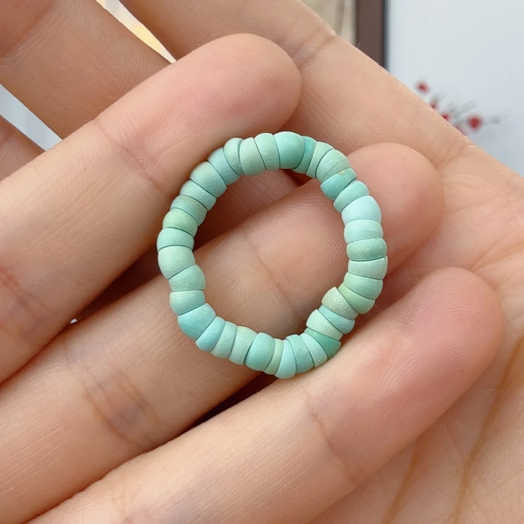 *****绿松石未镶嵌挂件