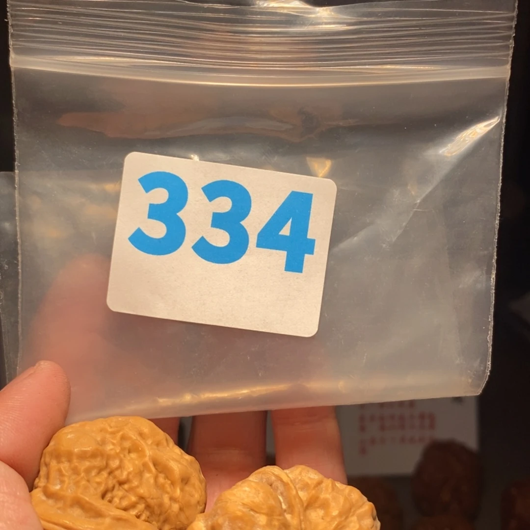 文玩核桃把件克**礼