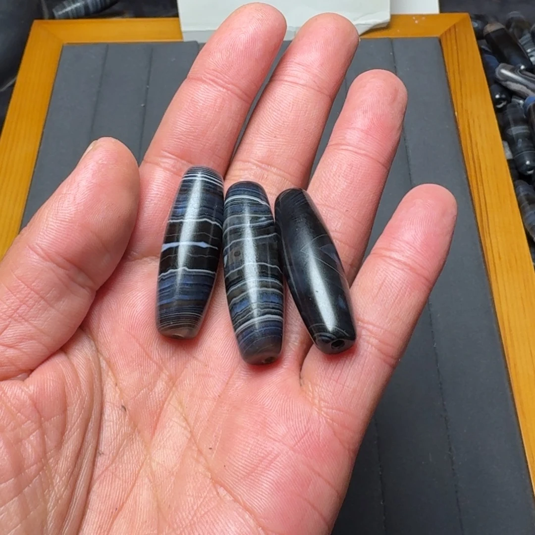 ****酒玛瑙/玉髓未镶嵌颈饰