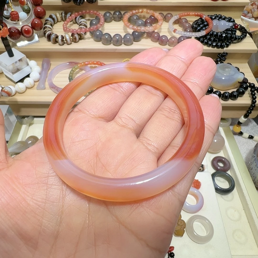 未镶嵌颈饰玛瑙/玉髓