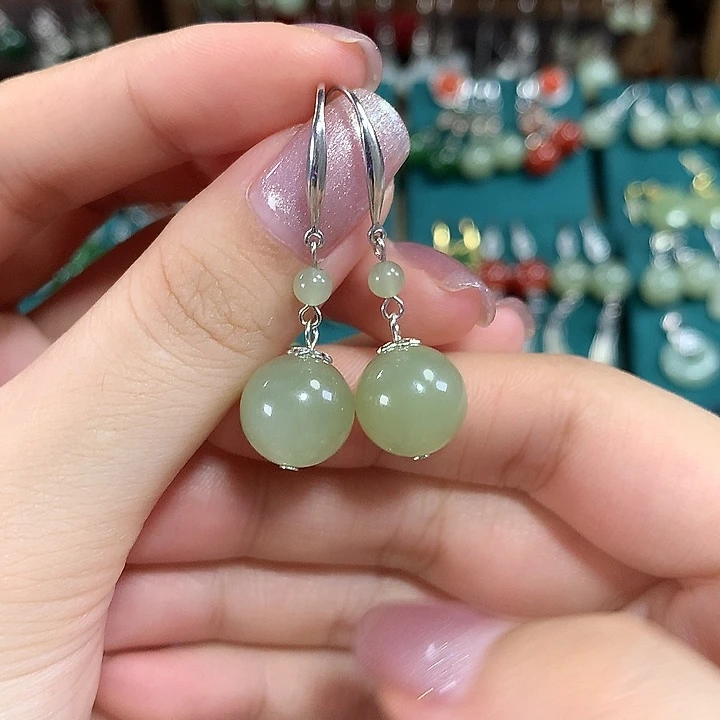 和田玉银S925镶嵌耳饰天然卡12mm左右冰晴水