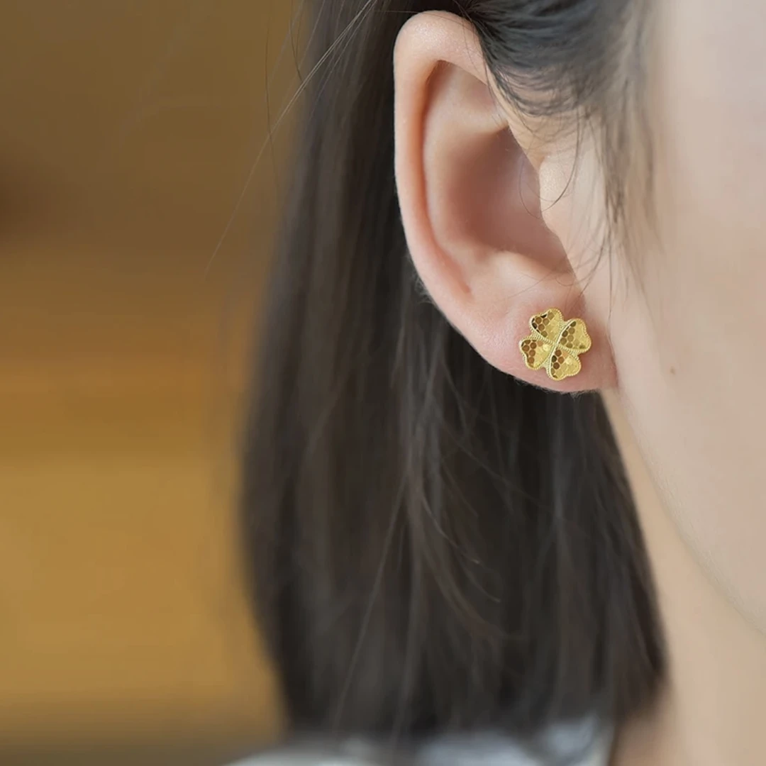 钛钢耳饰 碎冰冰四叶花耳钉E-22