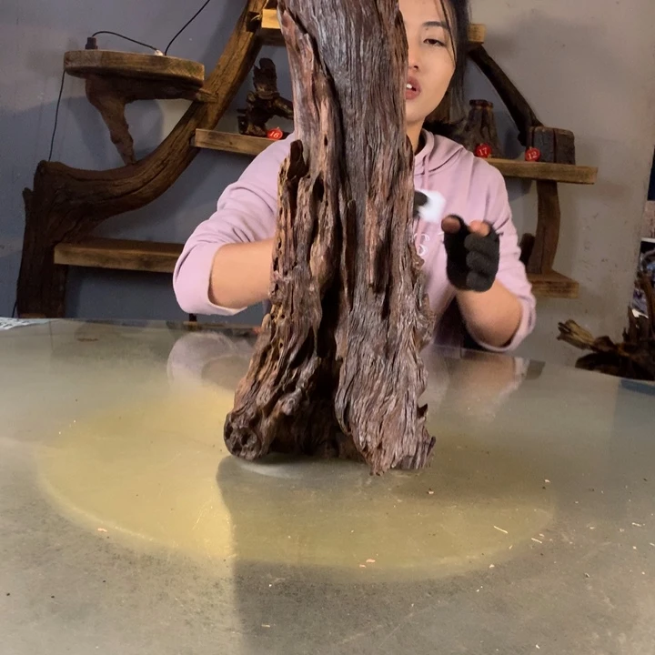 乌***长天然的云南紫柚木会黄水