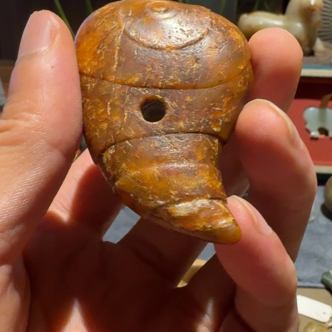 江***南未镶嵌软玉挂件地方玉
