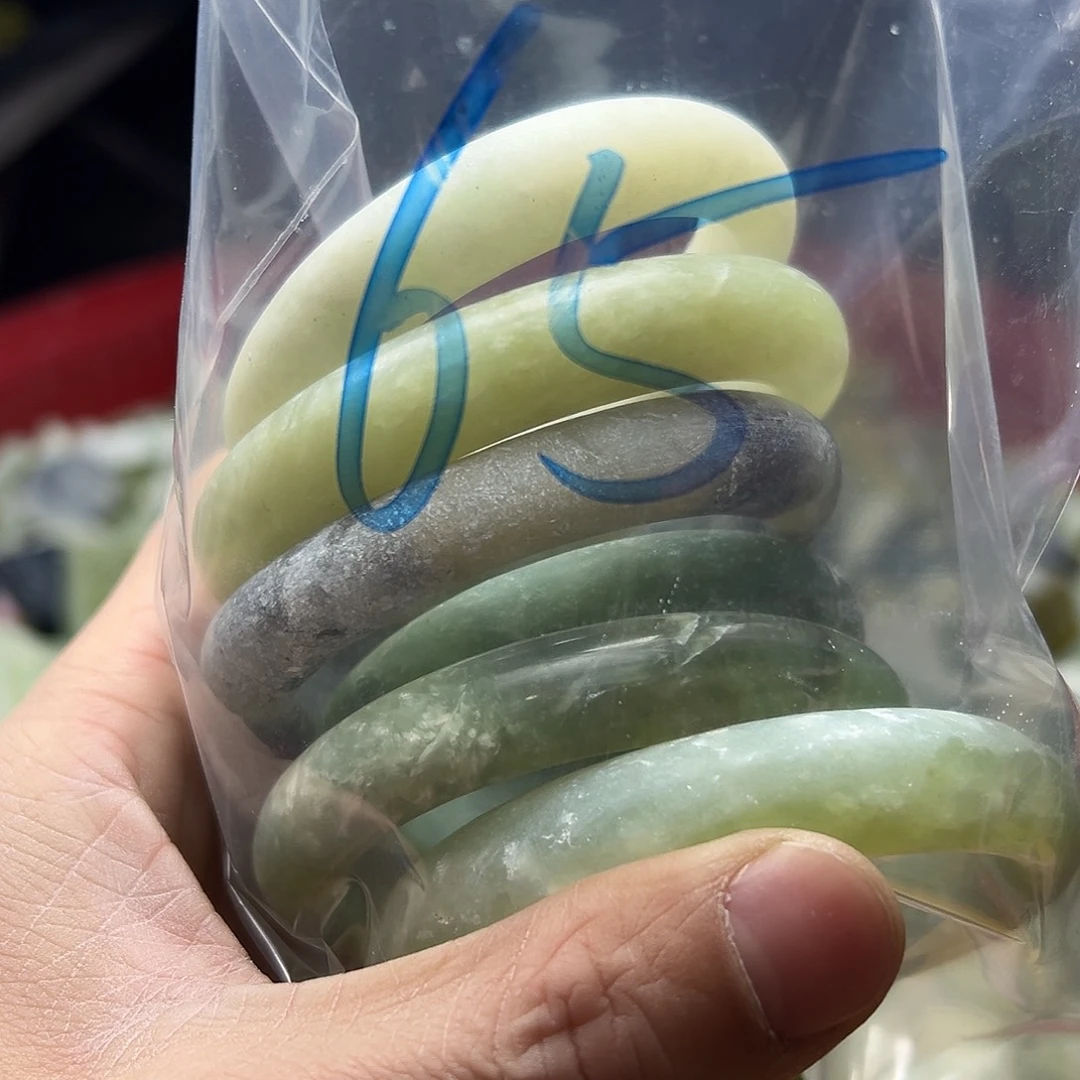 平***凡蛇纹石玉未镶嵌鱼缸石 盆景石