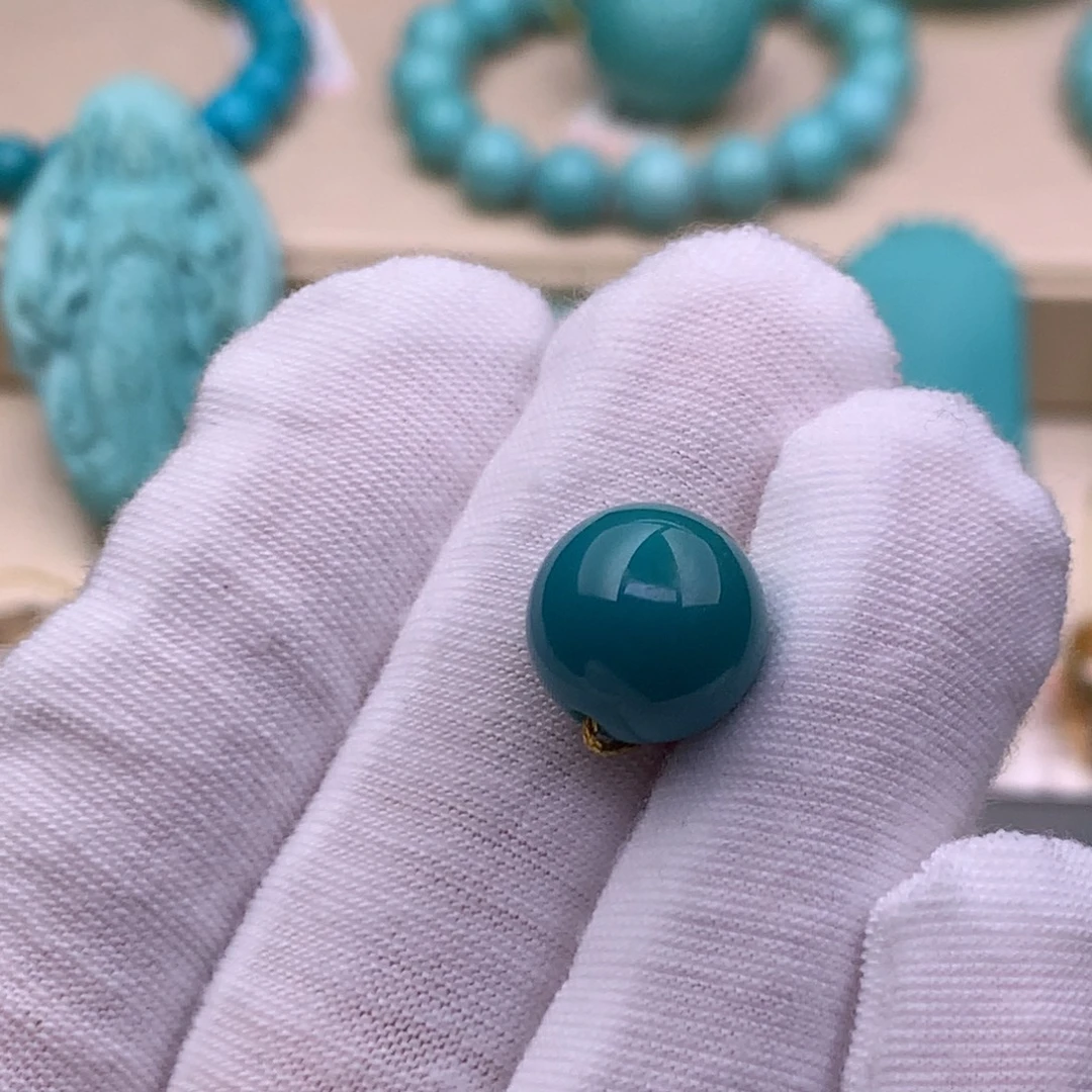 绿松石未镶嵌珠宝奇石11.7