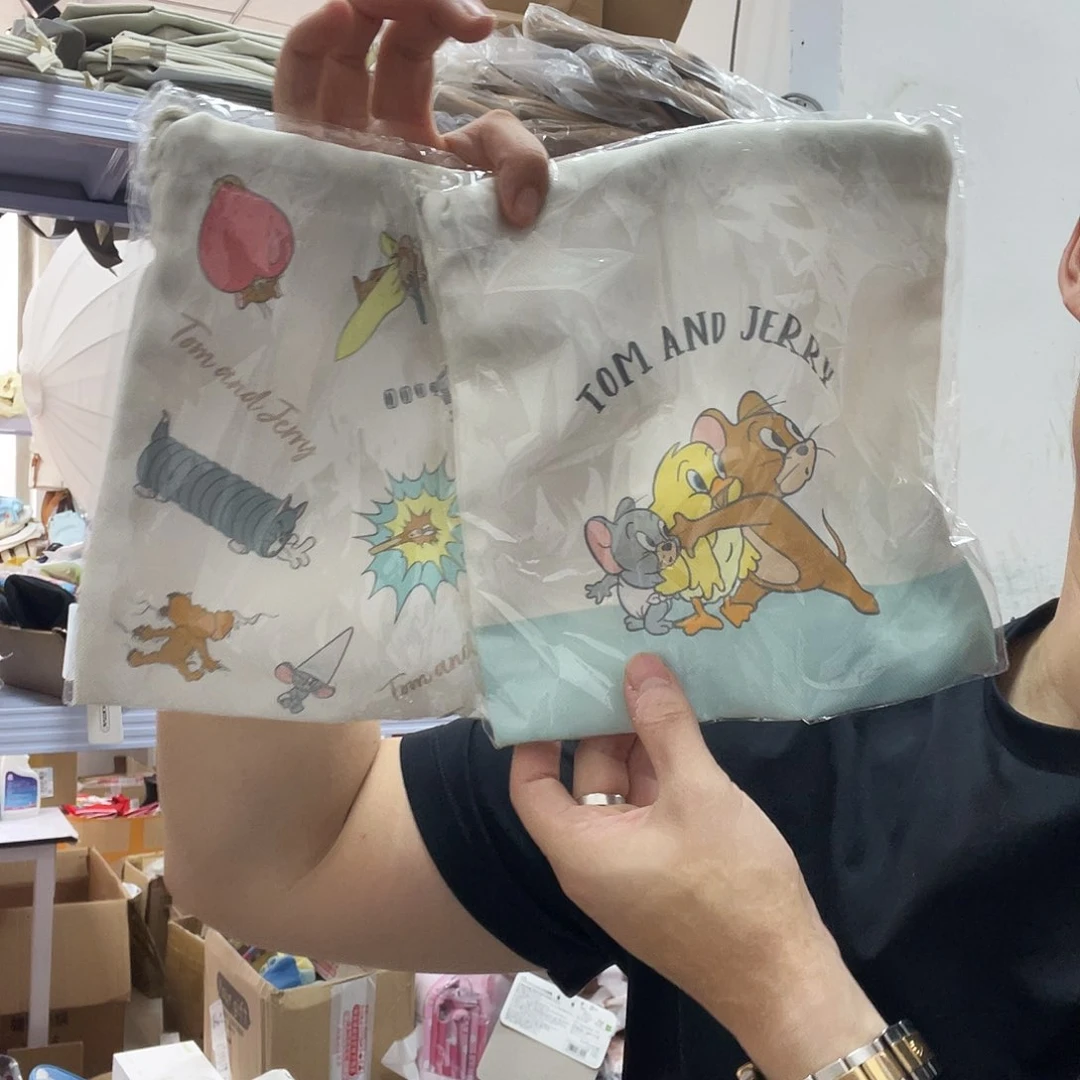 PU化妆包等各种产品和