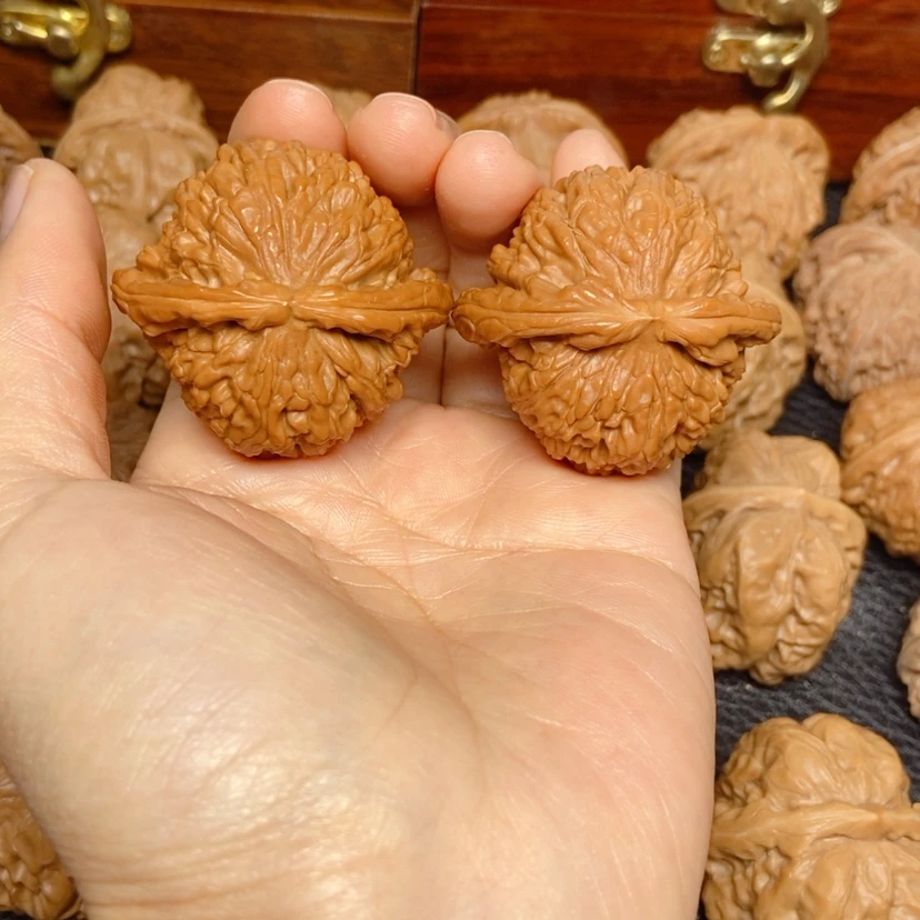 【闪购商品】吊坠文玩核桃?****?白狮子43