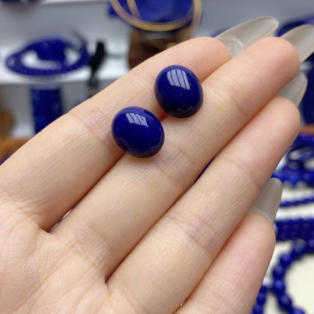 青金石未镶嵌耳饰