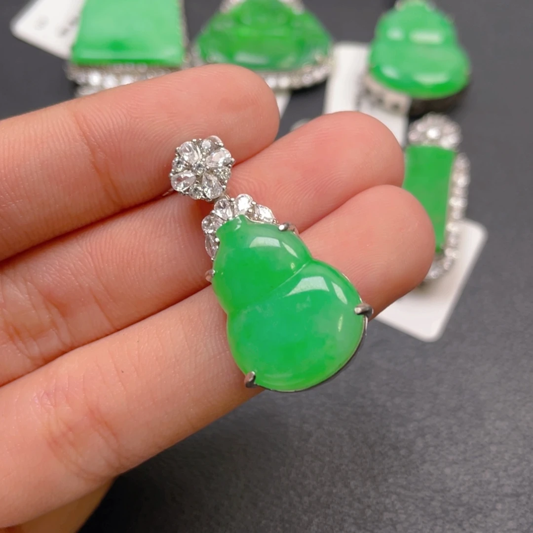 翡翠银S925镶嵌颈饰