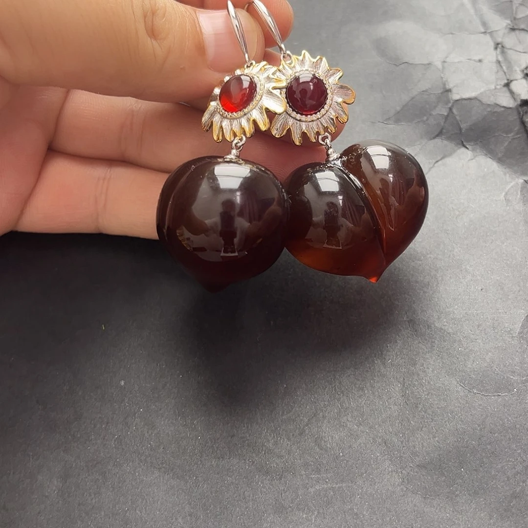 琥珀未镶嵌裸石耳坠