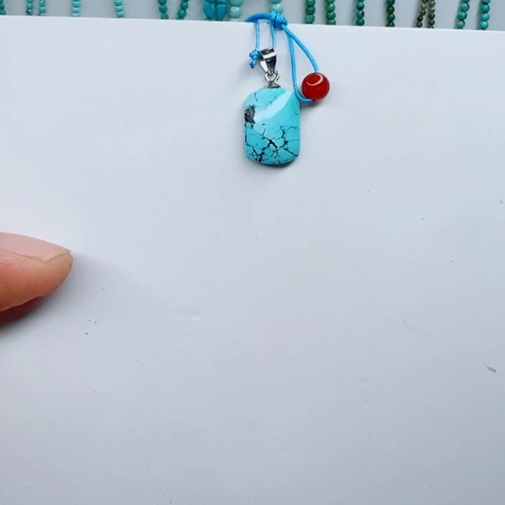 颈饰未镶嵌南红玛瑙